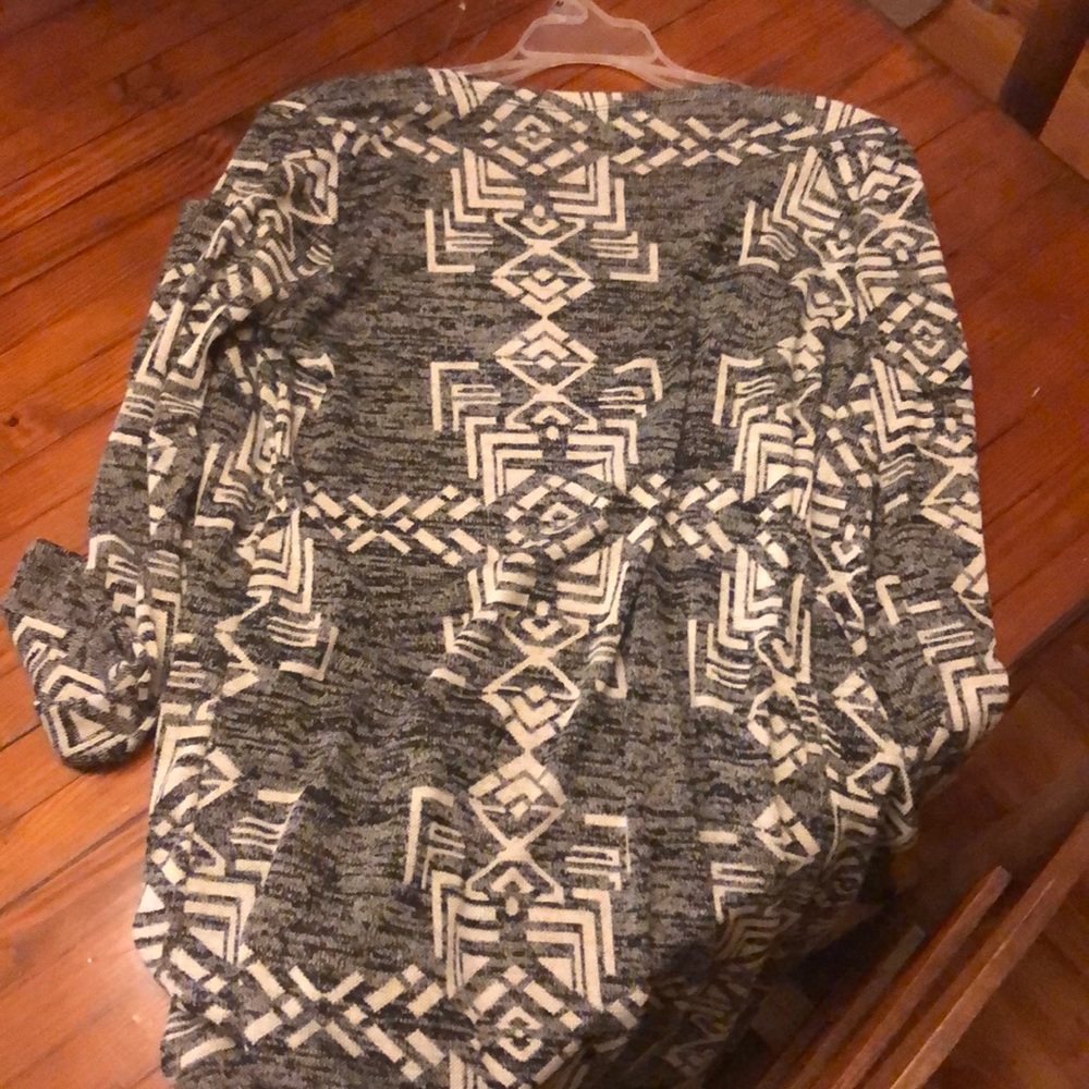 Cardigan - Picture 2 of 2